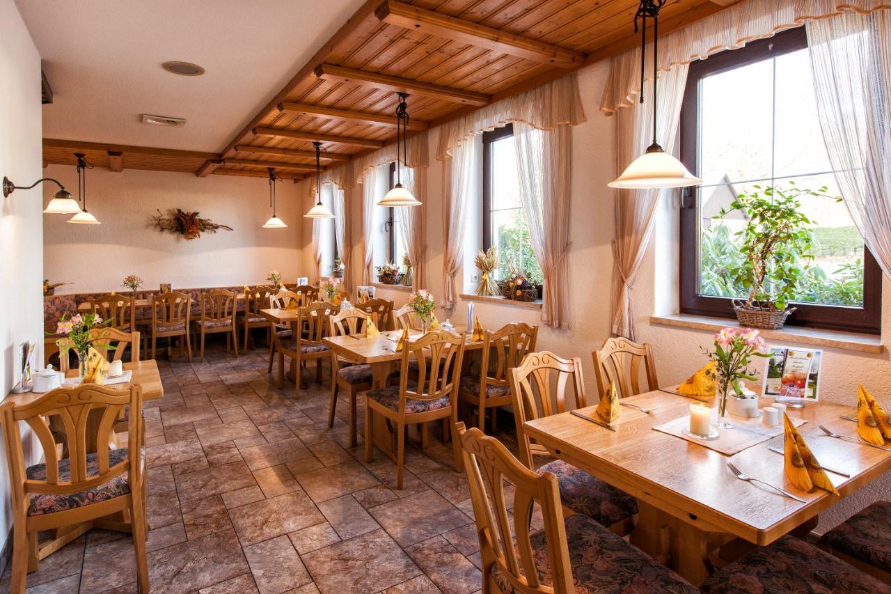 Hotel Waldesruh Lengefeld  エクステリア 写真